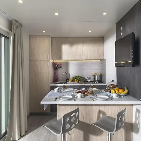 Charming Mobile In With Whirlpool Hébergement de vacances